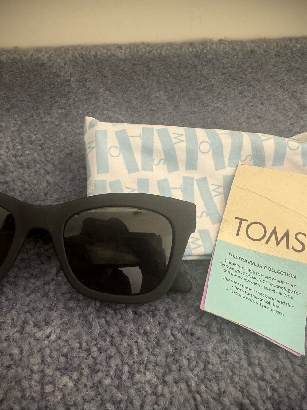 TOMS Women’s Matte Black Paloma Sunglasses